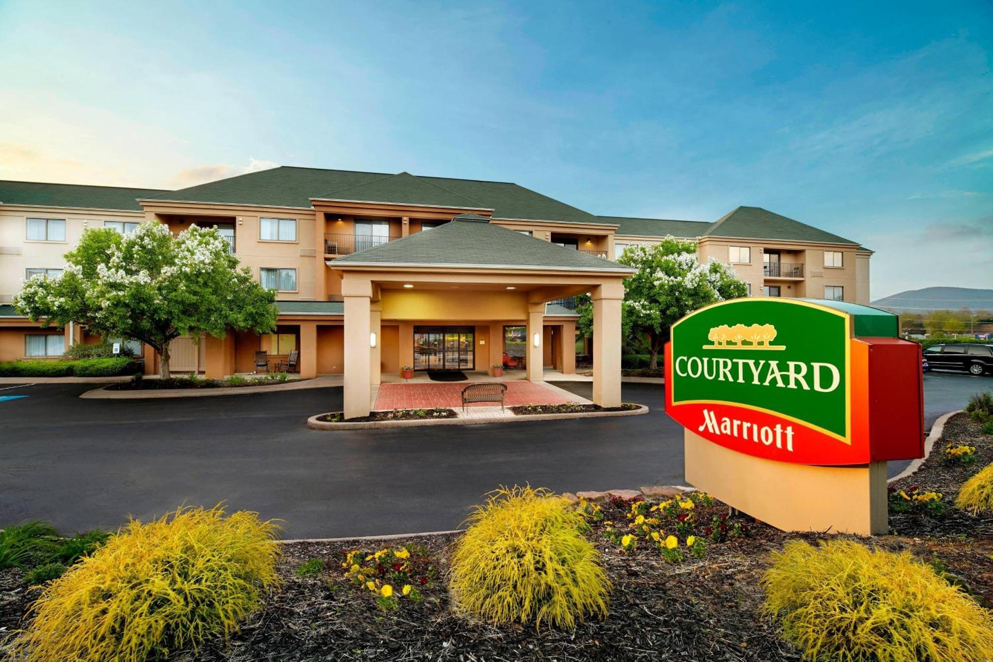 Courtyard By Marriott State College Hotel Exterior photo