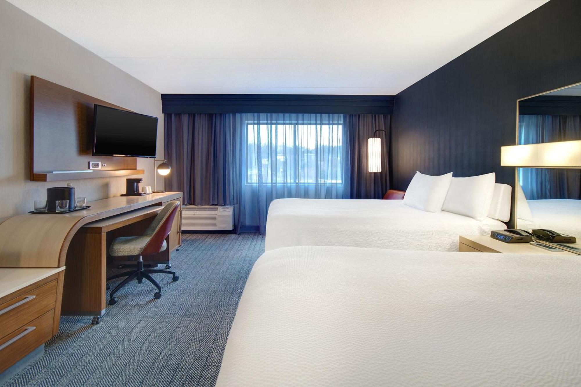 Courtyard By Marriott State College Hotel Exterior photo